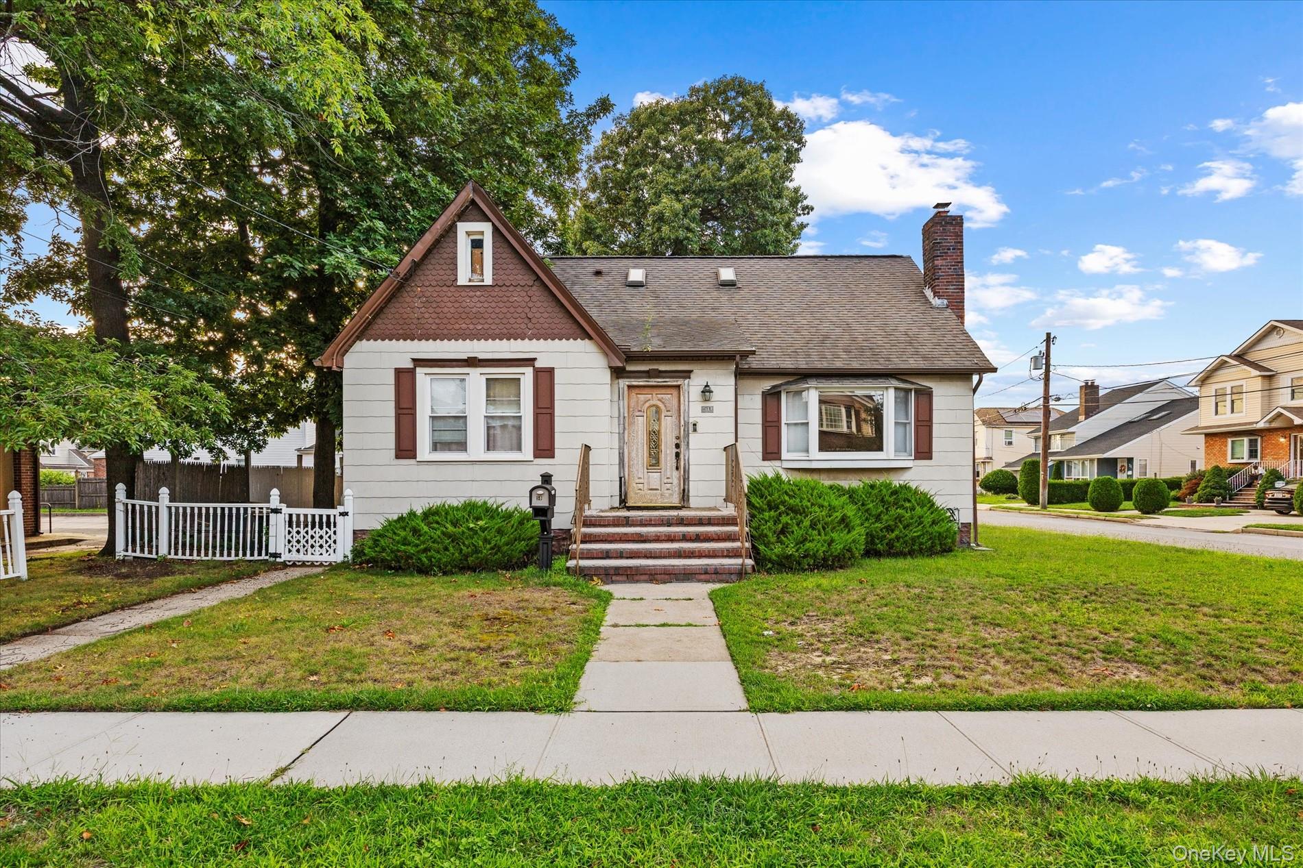 4 bed, 3 bath home for sale at 50 Manor Road, Valley Stream, NY — Nassau County Long Island listing photo