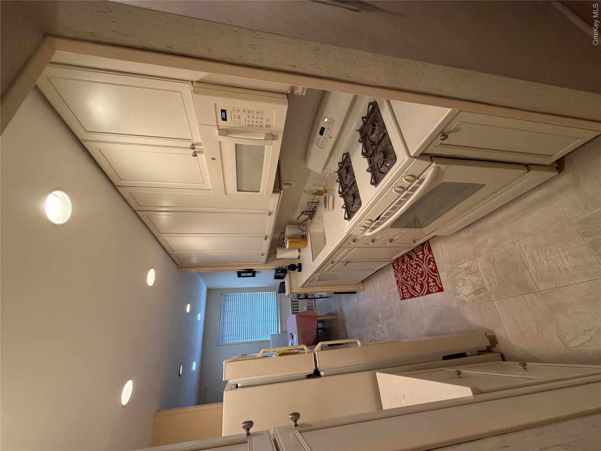 2 bed, 2 bath estate sale at 84-39 Apt 4L 153 Ave Avenue, Howard Beach, NY — Queens County Long Island listing photo