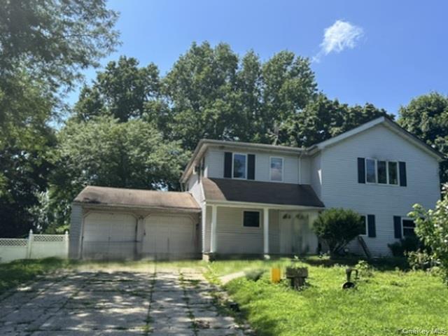 5 bed, 3 bath auction property at 518 Jayne Boulevard, Port Jefferson Station, NY — Suffolk County Long Island listing photo
