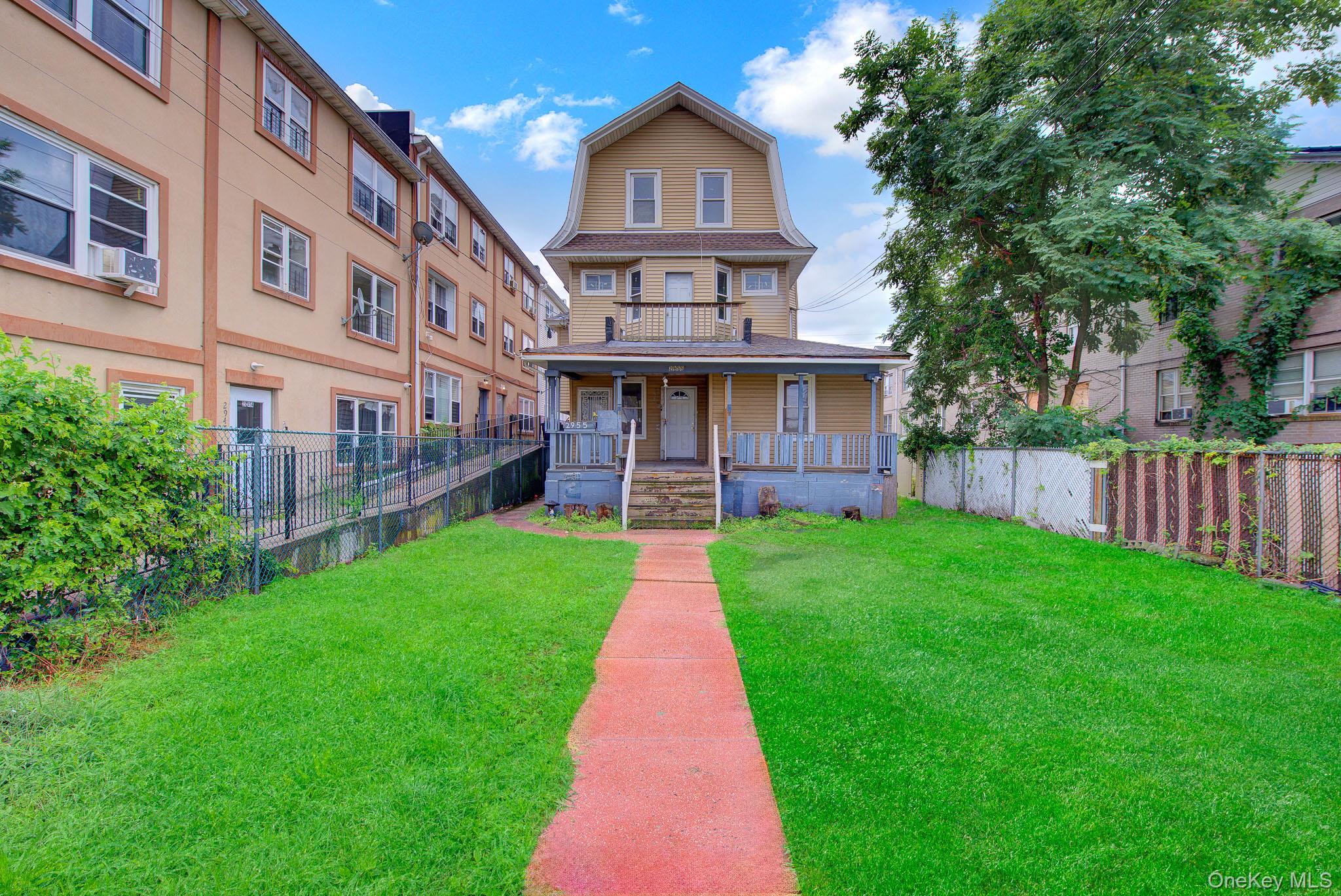 9 bed, 3 bath estate sale at 29-55 Far Rockaway Boulevard, Far Rockaway, NY — Queens County Long Island listing photo