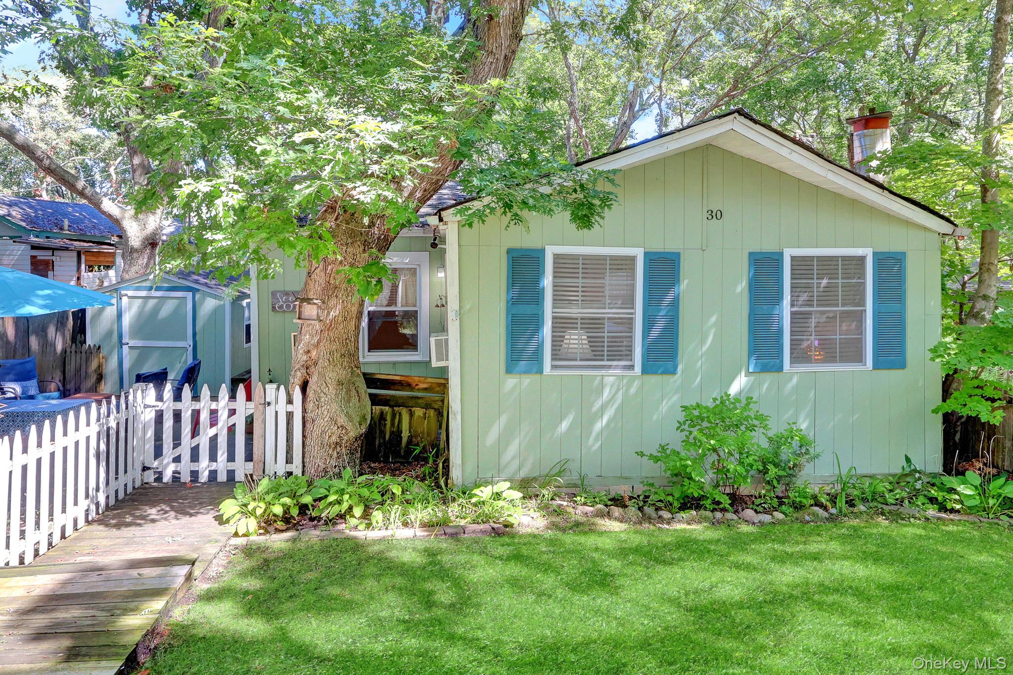 2 bed, 1 bath home for sale at 30 Neptune Place, Baiting Hollow, NY — Suffolk County Long Island listing photo
