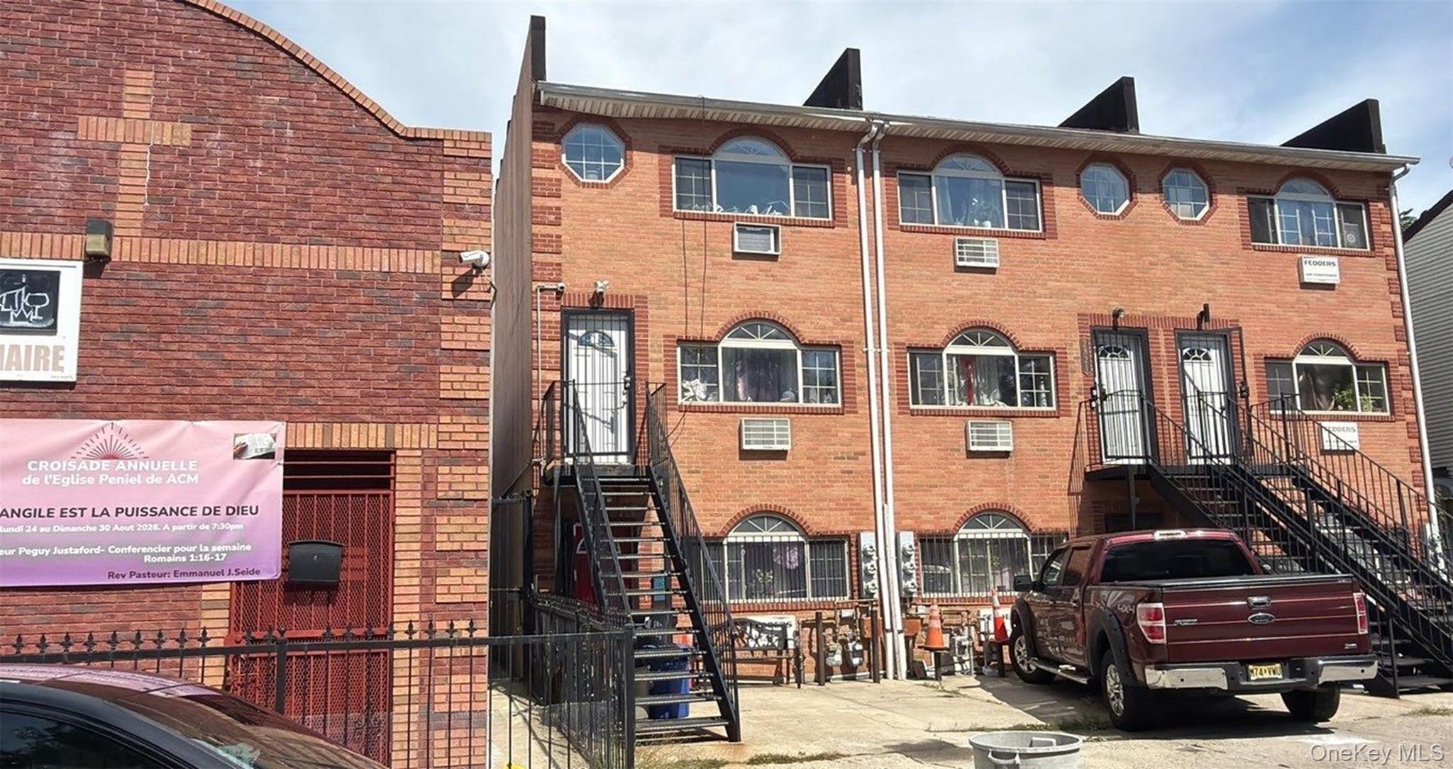 6 bed, 3 bath auction property at 2819 Albemarle Road, Brooklyn, NY — Kings (Brooklyn) County Long Island listing photo