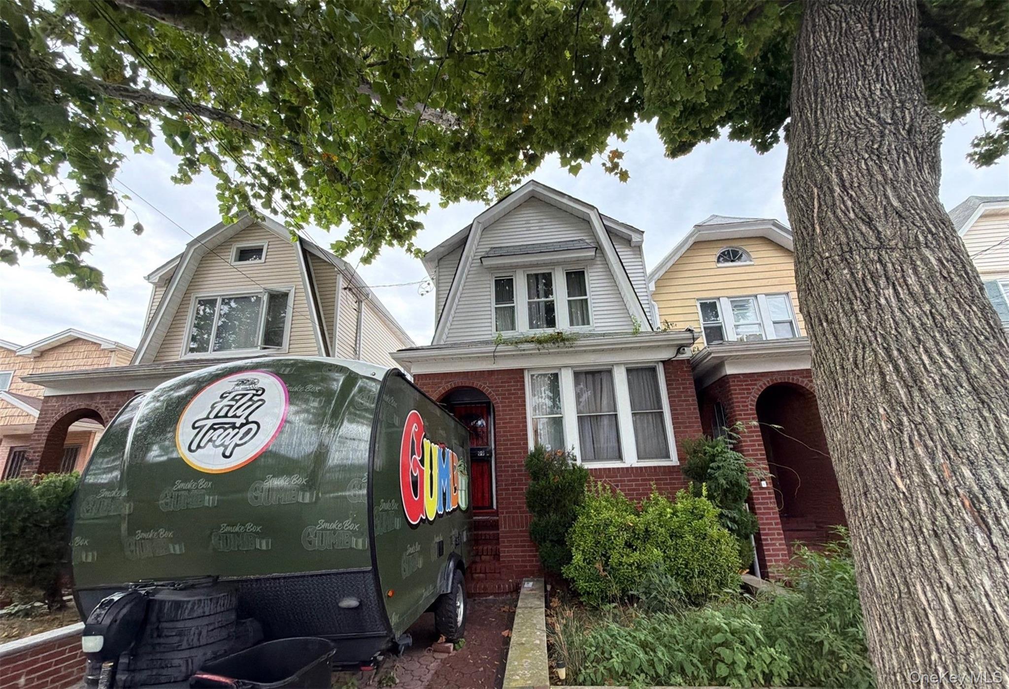 4 bed, 2 bath auction property at 1099 43rd Street, Brooklyn, NY — Kings (Brooklyn) County Long Island listing photo