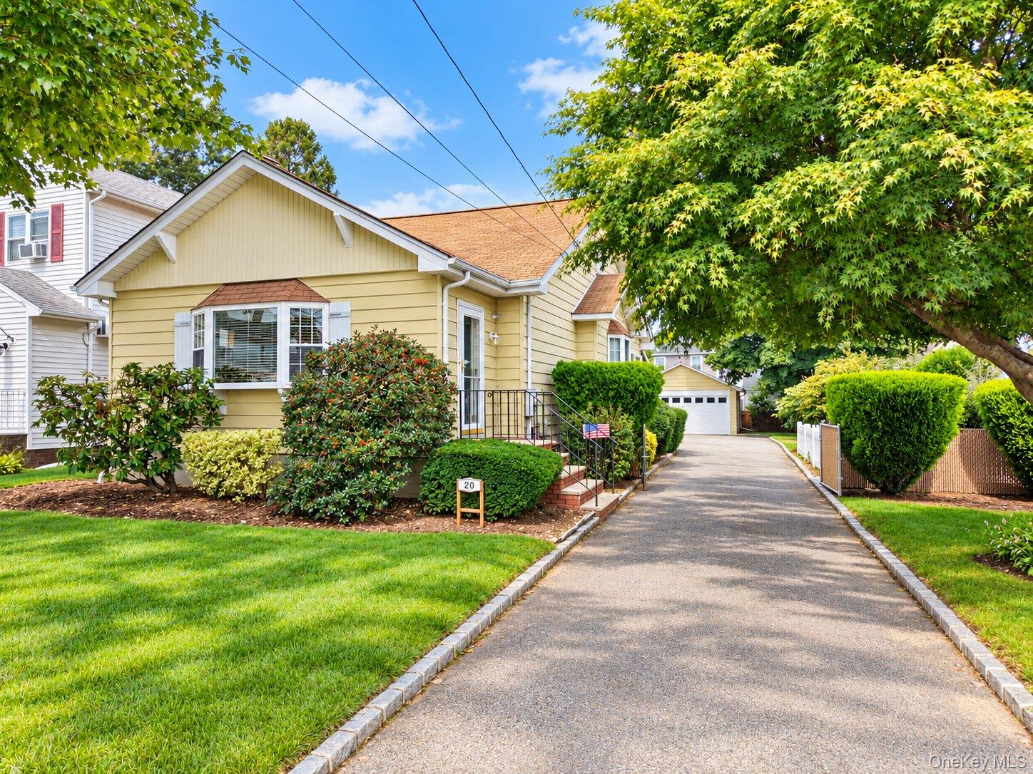 2 bed, 2 bath estate sale at 20 Munson Place, East Rockaway, NY — Nassau County Long Island listing photo