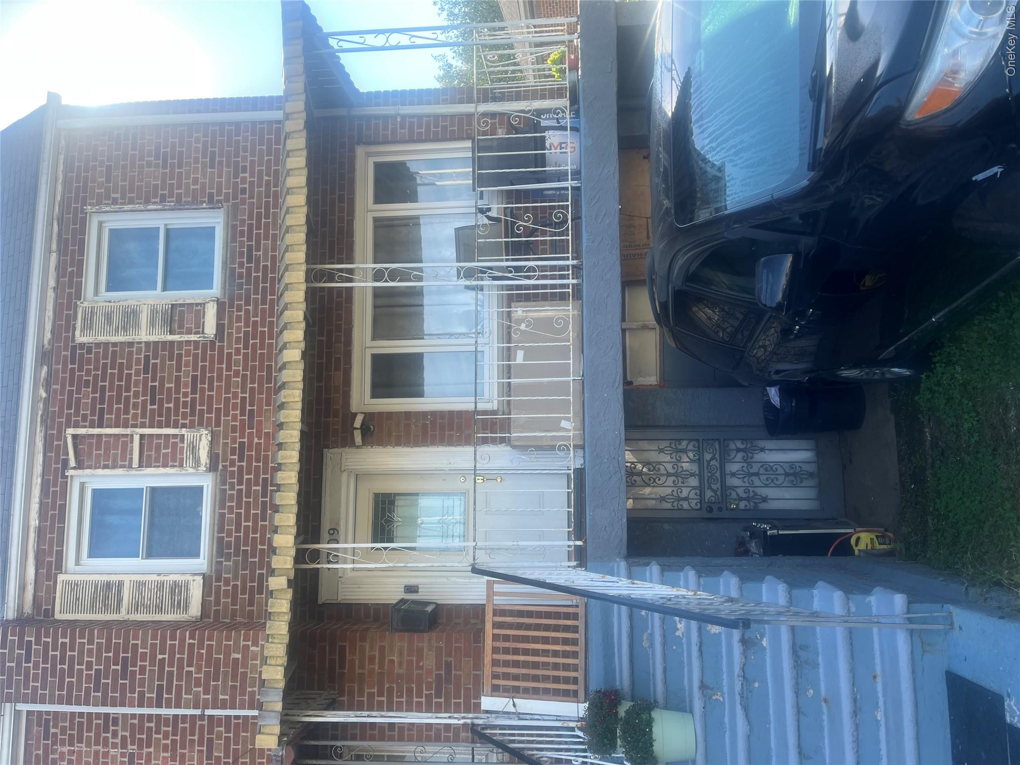 3 bed, 2 bath short sale at 11709 232nd Street, Cambria Heights, NY — Queens County Long Island listing photo
