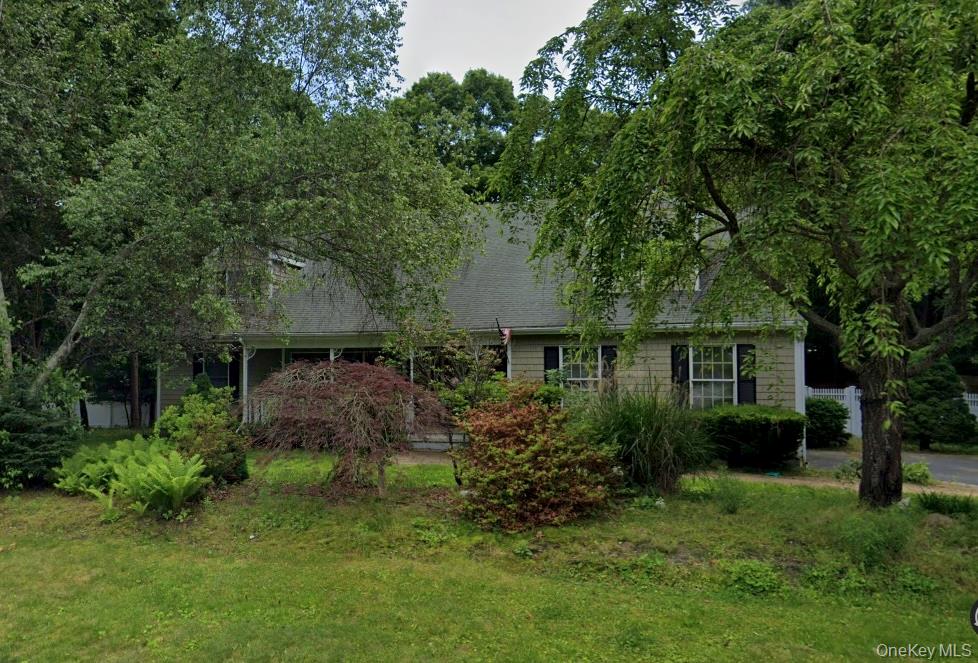 4 bed, 3 bath short sale at 42 Jomar Road, Shoreham, NY — Suffolk County Long Island listing photo