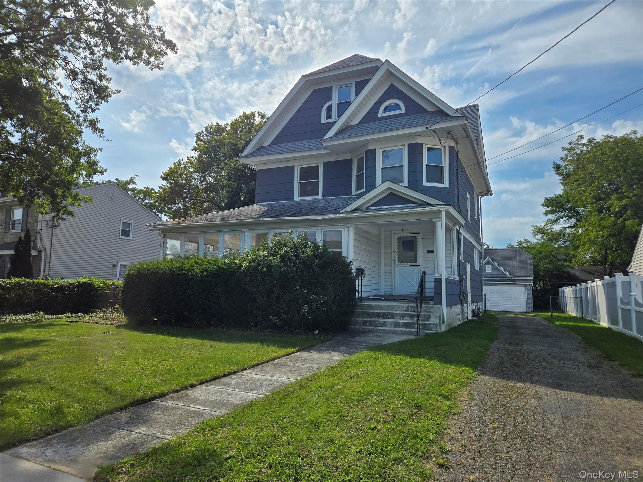 5 bed, 3 bath estate sale at 302 Locust Avenue, Freeport, NY — Nassau County Long Island listing photo