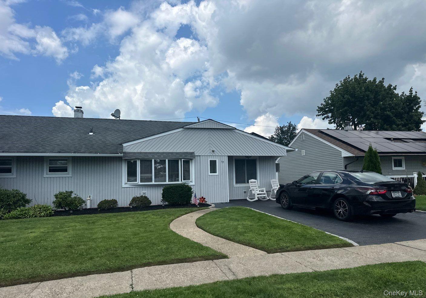 3 bed, 1 bath auction property at 17 Wilson Lane, Bethpage, NY — Nassau County Long Island listing photo